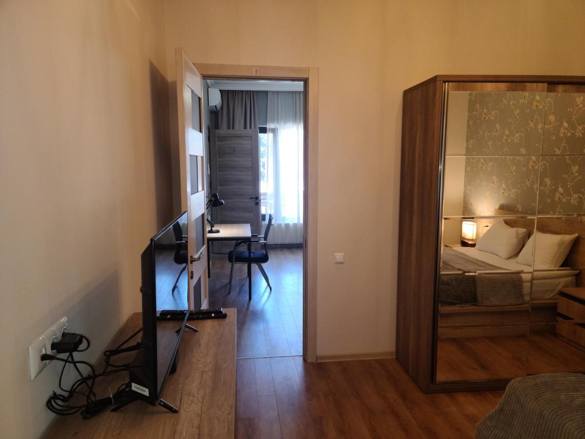 Honeymoon Apartments In Old Tbilisi Eksteriør billede