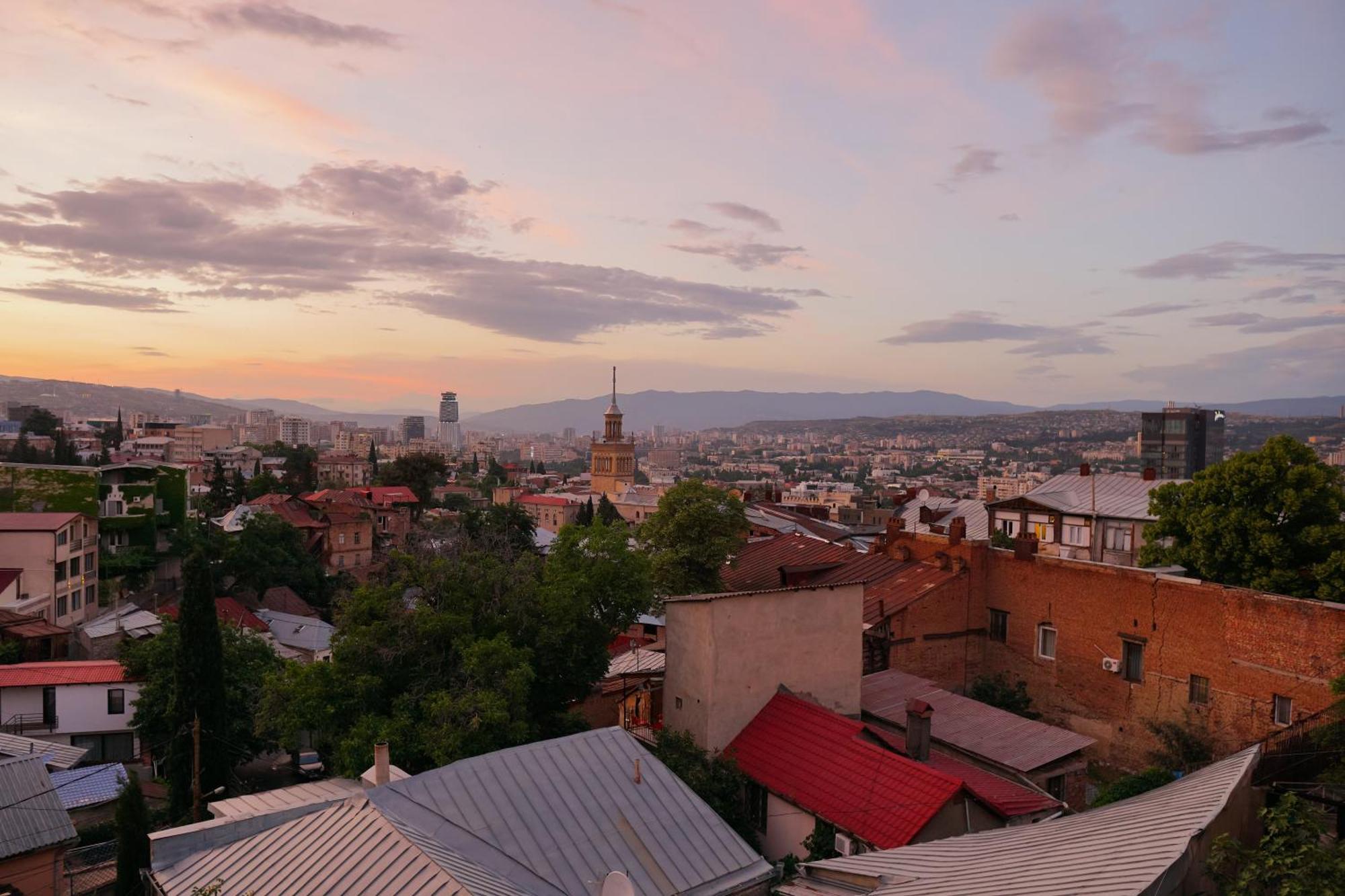 Honeymoon Apartments In Old Tbilisi Eksteriør billede